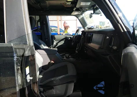 2025 Ford Bronco Big Bend from USA, damaged, VIN 1FMDE7BHXSLB14082